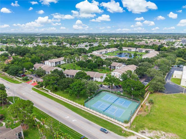 8201 SUN SPRING CIRCLE C2, Orlando, FL 32825