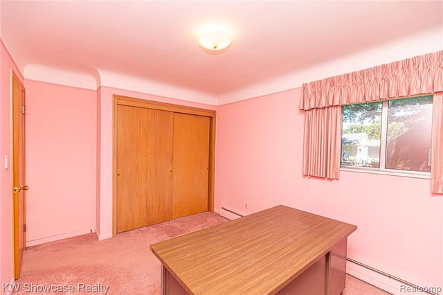 3651 Chicago Road, Warren, MI 48092