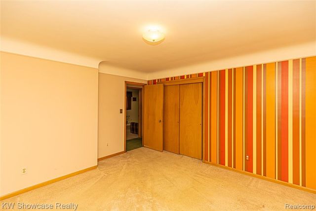 3651 Chicago Road, Warren, MI 48092