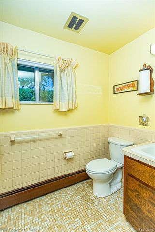 3651 Chicago Road, Warren, MI 48092