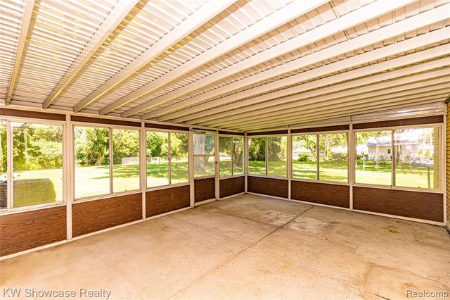 3651 Chicago Road, Warren, MI 48092