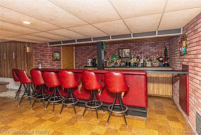 3651 Chicago Road, Warren, MI 48092