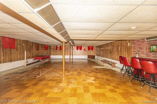 3651 Chicago Road, Warren, MI 48092