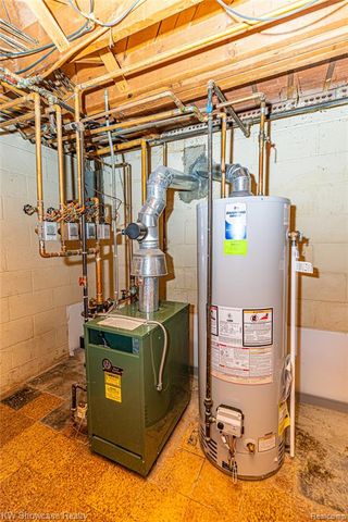 3651 Chicago Road, Warren, MI 48092