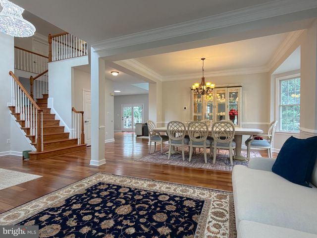 13353 HORSEPEN WOODS LN, Herndon, VA 20171