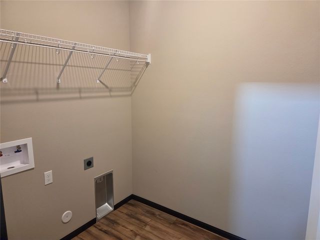 1812 Holly Meadow Avenue SW, Cedar Rapids, IA 52404