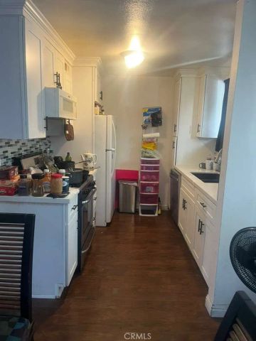 9332 Van Nuys Blvd 56, Panorama City, CA 91402