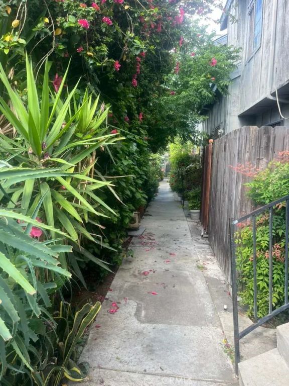 9332 Van Nuys Blvd 56, Panorama City, CA 91402