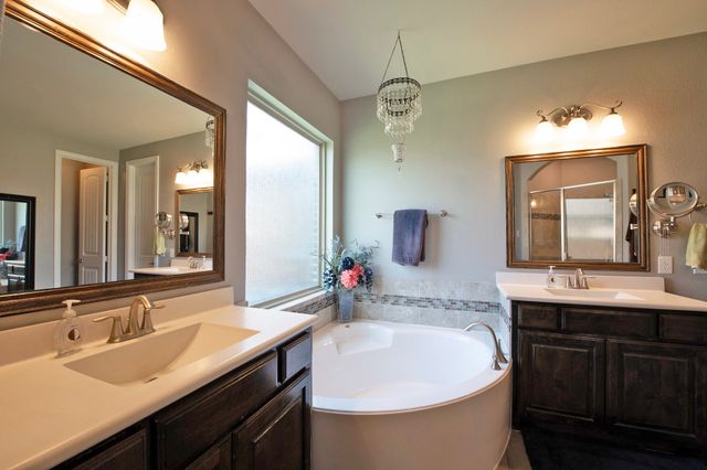 1454 Corrara Drive, Mclendon Chisholm, TX 75032