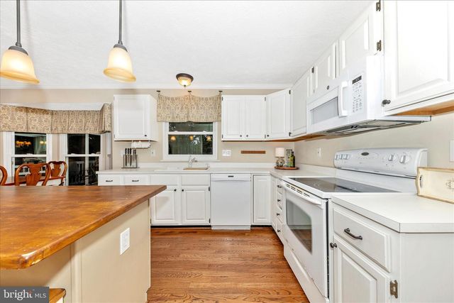 10660 EMMALINE DR, New Market, MD 21774