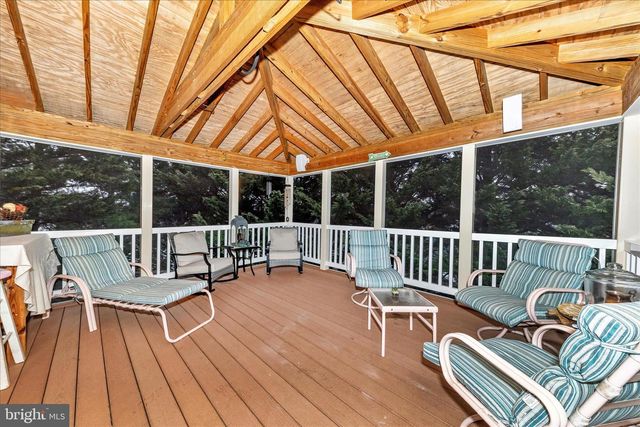 10660 EMMALINE DR, New Market, MD 21774