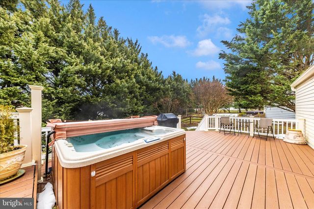 10660 EMMALINE DR, New Market, MD 21774