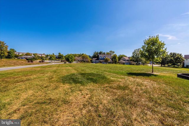 10660 EMMALINE DR, New Market, MD 21774