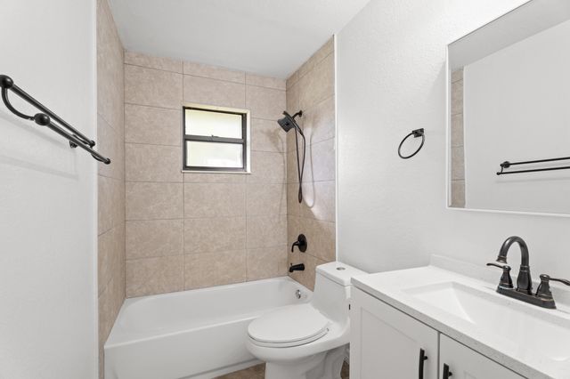 1672 SW Schleicher Lane, Port St. Lucie, Port St Lucie, FL 34984