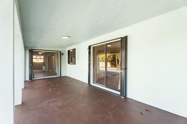 1672 SW Schleicher Lane, Port St. Lucie, Port St Lucie, FL 34984