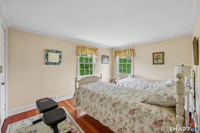 153 Middle Beach Road, Madison, CT 06443