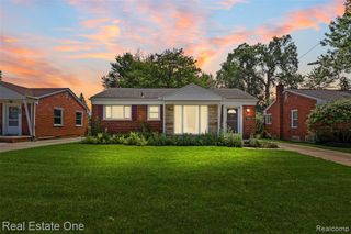 2601 Woodside Street, Dearborn, MI 48124