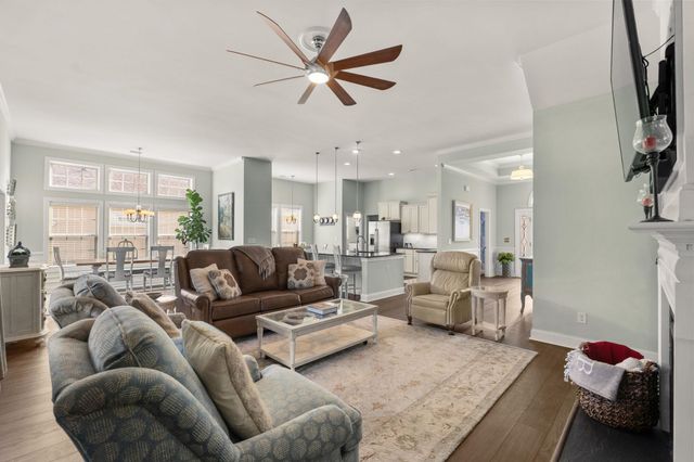 2317 Via Palma Dr., North Myrtle Beach, SC 29582