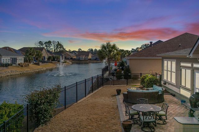 2317 Via Palma Dr., North Myrtle Beach, SC 29582