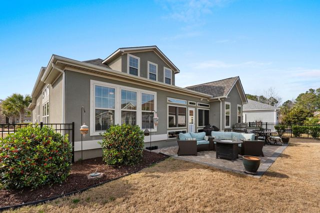 2317 Via Palma Dr., North Myrtle Beach, SC 29582