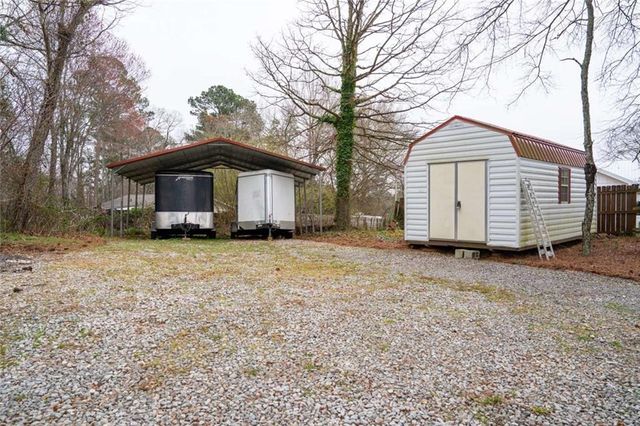 3689 N Sharon Church Road, Loganville, GA 30052