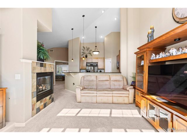 8614 Gold Peak Dr E, Highlands Ranch, CO 80130