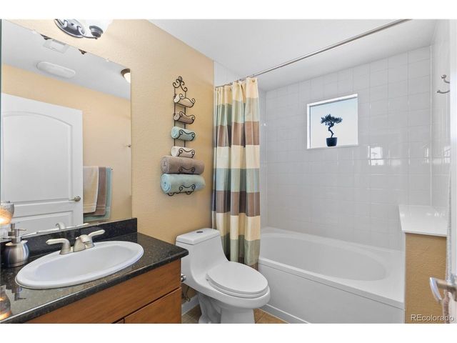 8614 Gold Peak Dr E, Highlands Ranch, CO 80130