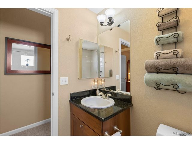 8614 Gold Peak Dr E, Highlands Ranch, CO 80130