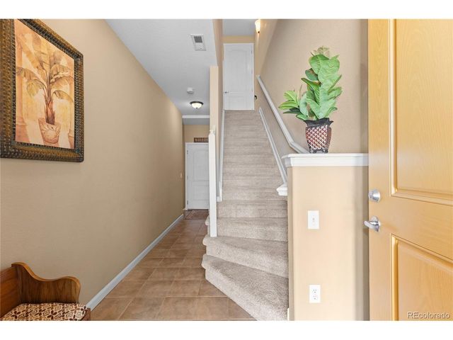 8614 Gold Peak Dr E, Highlands Ranch, CO 80130