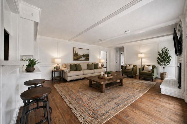 10915 Holly Springs Drive, Houston, TX 77042