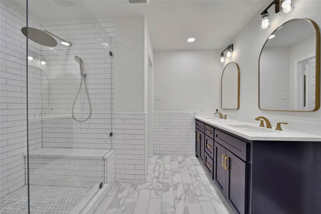 10915 Holly Springs Drive, Houston, TX 77042