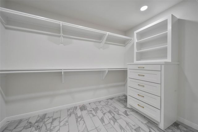 10915 Holly Springs Drive, Houston, TX 77042