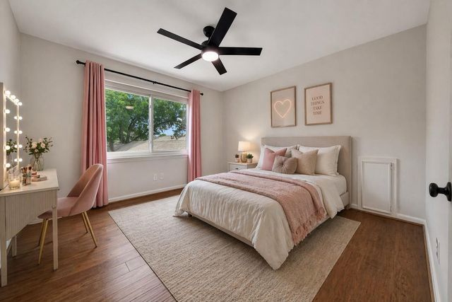 10915 Holly Springs Drive, Houston, TX 77042