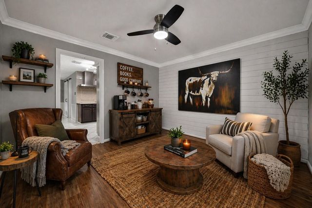 10915 Holly Springs Drive, Houston, TX 77042