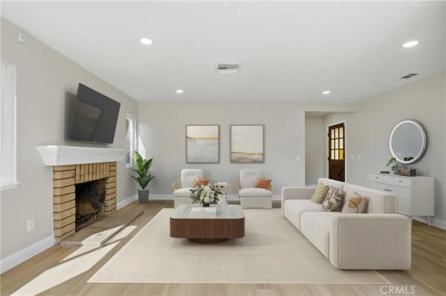 2924 Louisiana Place, Riverside, CA 92506