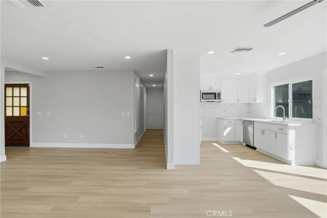 2924 Louisiana Place, Riverside, CA 92506