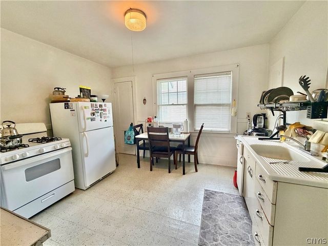 1205-07 Lancaster Ave, Syracuse, NY 13210