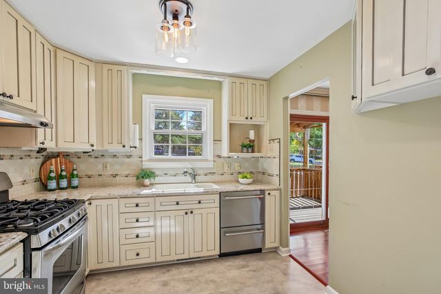 534 MILLSHIRE DR, Millersville, MD 21108