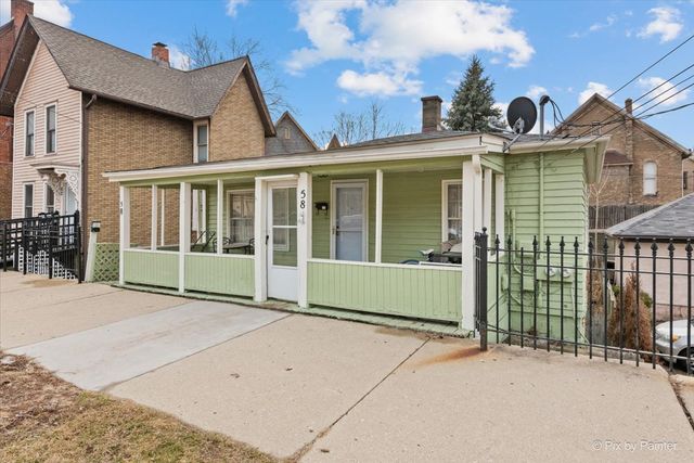 58 S Geneva Street, Elgin, IL 60120