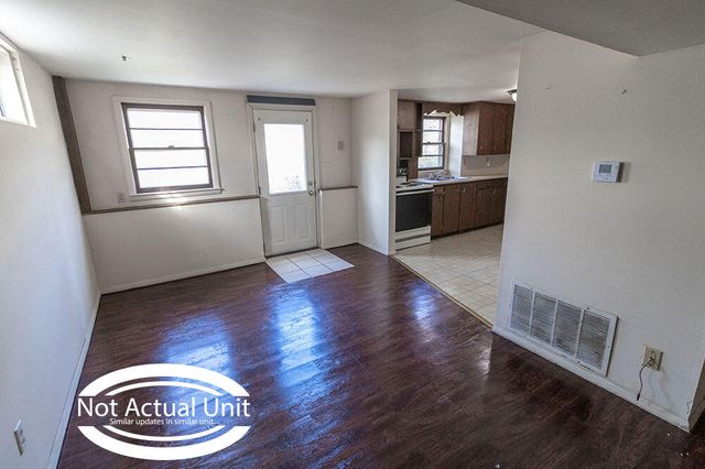 2929 NORTHLAND DR 1, Columbia, MO 65202