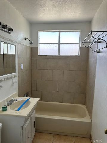 709 Caliente, Barstow, CA 92311