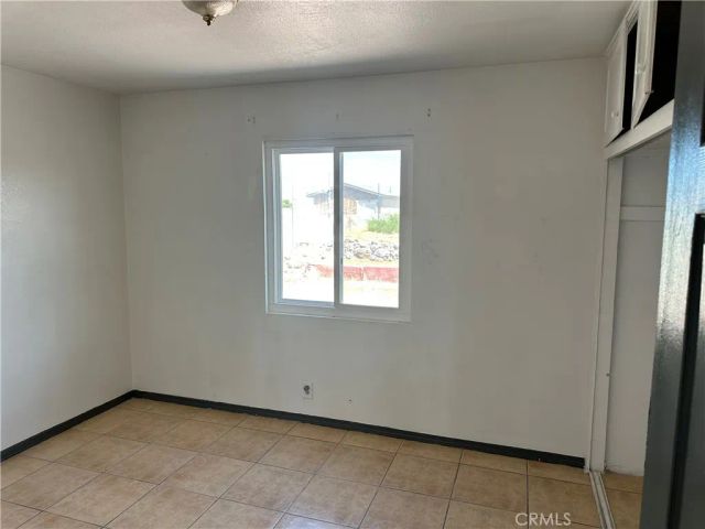 709 Caliente, Barstow, CA 92311