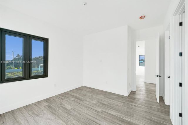 13023 Davie Oaks Drive, Davie, FL 33325