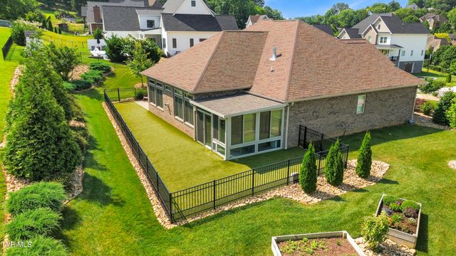 1517 Conestoga Pass, Johnson City, TN 37601