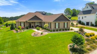 1517 Conestoga Pass, Johnson City, TN 37601