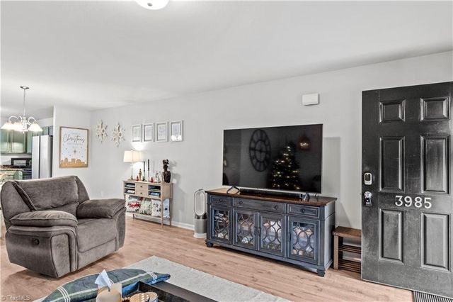 3985 Village Park Court, Winston-salem, NC 27127