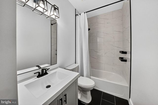 13252 SHAWNEE LN #204, Clarksburg, MD 20871