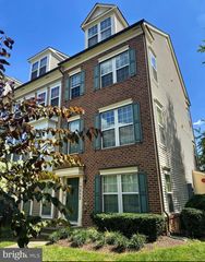 13252 SHAWNEE LN #204, Clarksburg, MD 20871