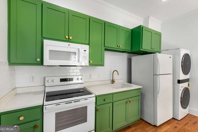 69 Hogue Street NE, Atlanta, GA 30312