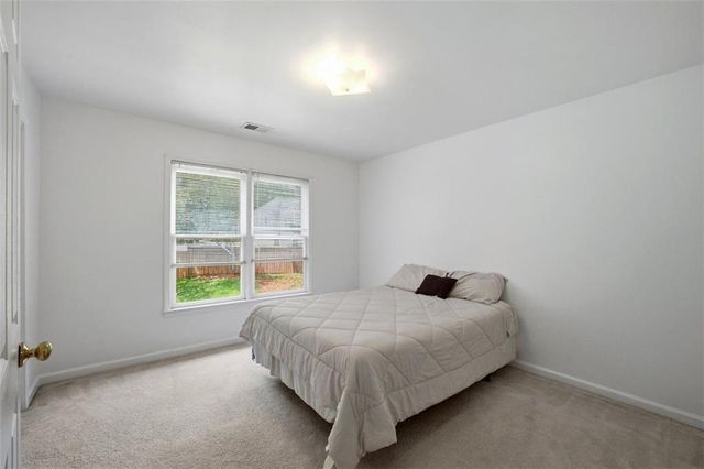 5255 Camden Lake Parkway NW, Acworth, GA 30101
